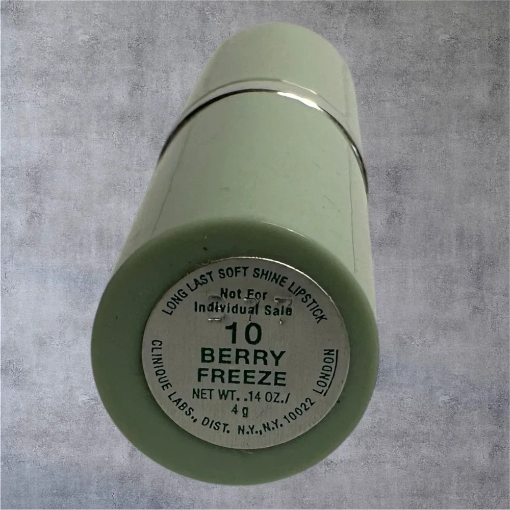 Clinique Lipstick Women 0.14oz Berry Freeze 10 Long Last Soft Shine Green‎ Tube